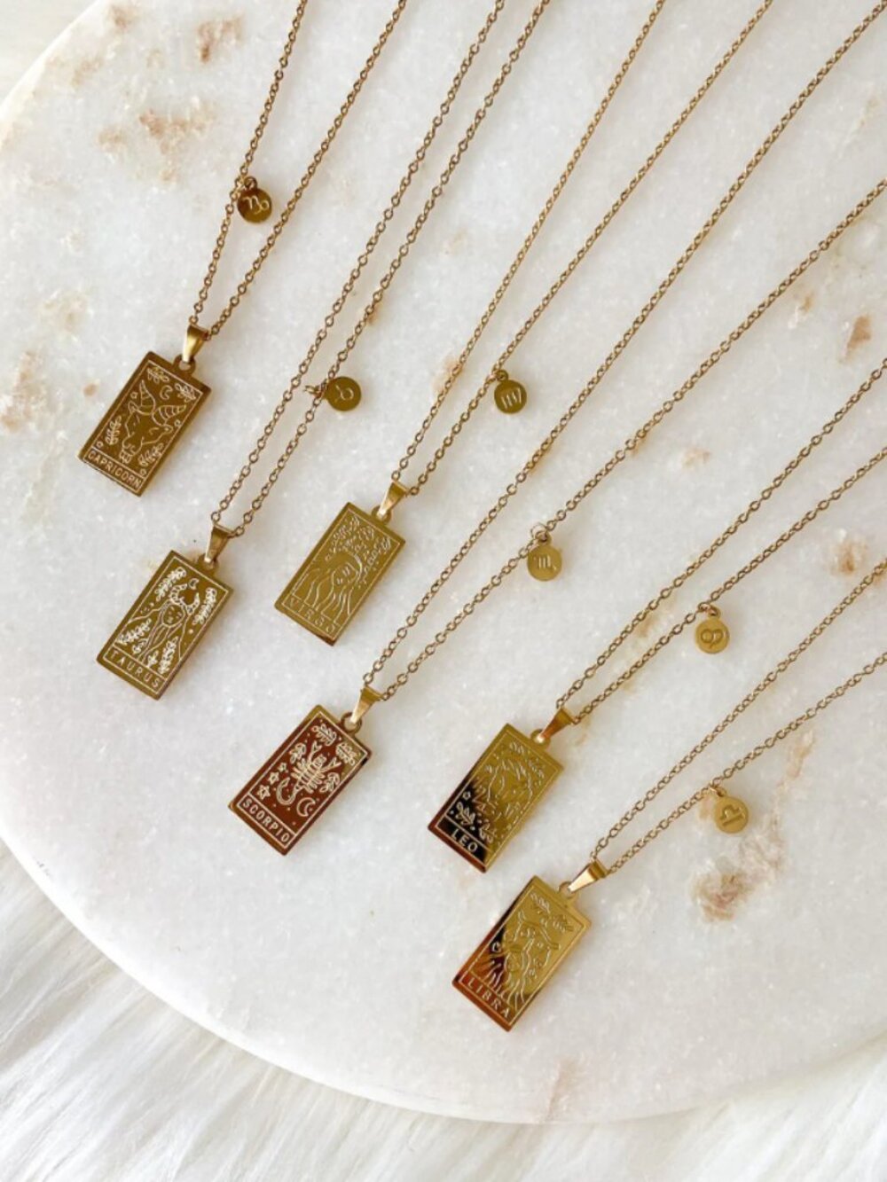 NEW 18k Gold Zodiac Sign Necklace Rectangle Pendant Necklace